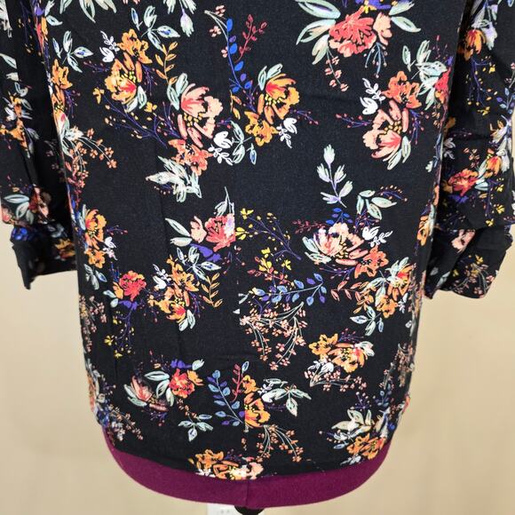 Women's Democracy Black Floral 3/4 Sleeve Open Front Blazer | Size Small - Picture 7 of 11